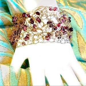 Artist one of a kind Handknit wire lace goldplate real garnet bracelet 7.5" L